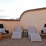 Atico Con Vistas Al Castillo Al Lado Del Mar Apartament