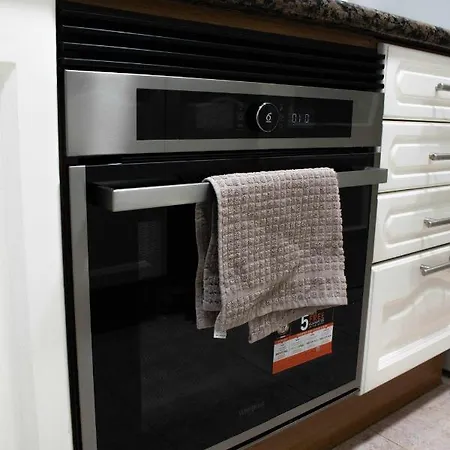 Atico Con Vistas Al Castillo Al Lado Del Mar Appartement *