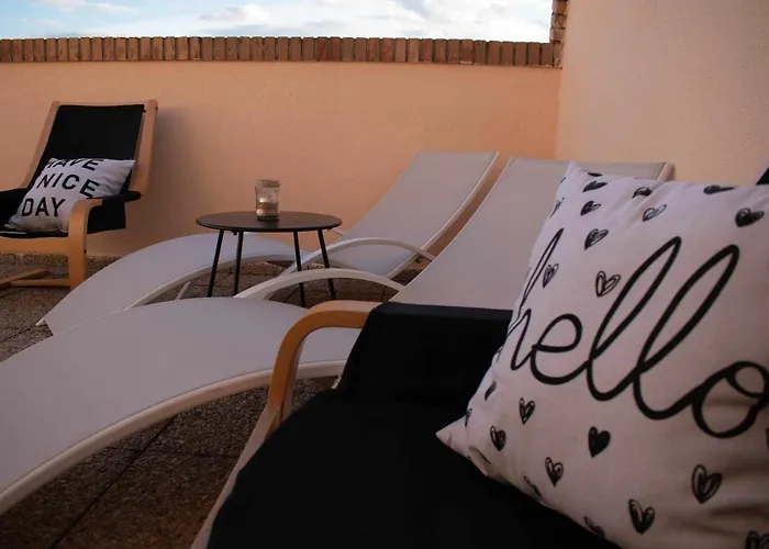 Atico Con Vistas Al Castillo Al Lado Del Mar Lejlighed *