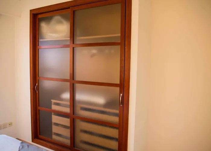 Apartamento Atico Con Vistas Al Castillo Al Lado Del Mar Dénia