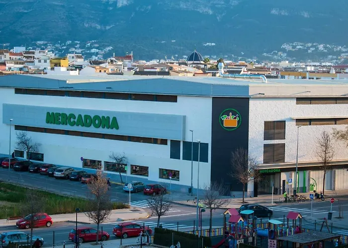 Apartamento Atico Con Vistas Al Castillo Al Lado Del Mar *