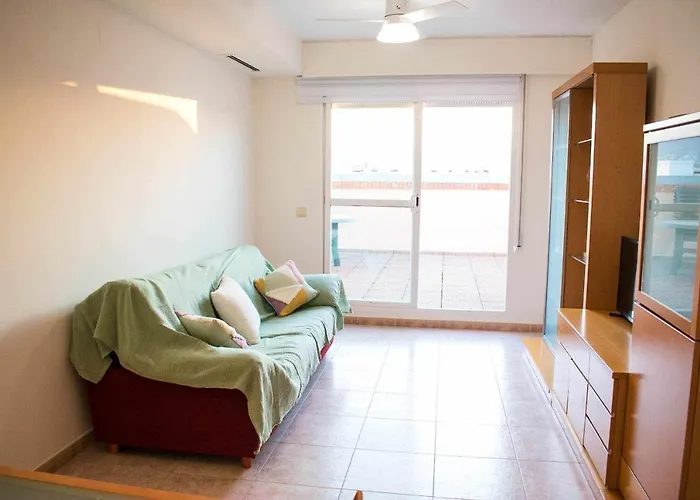 Apartamento Atico Con Vistas Al Castillo Al Lado Del Mar *