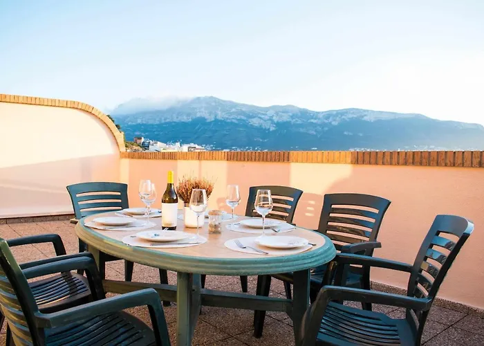 Atico Con Vistas Al Castillo Al Lado Del Mar